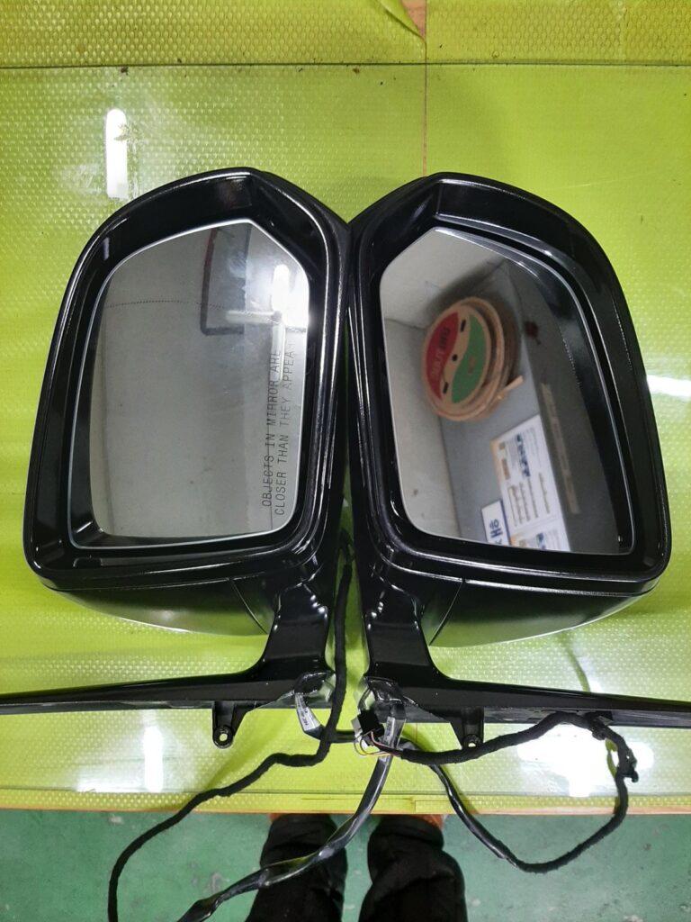 벤츠 메트리스(V클래스) 사이드미러 한 쌍 전동접이 개조