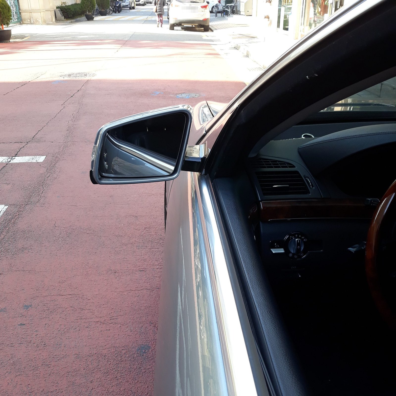 벤츠 S550 AMG 운전석 LH 사이드미러 — 모터 교체 후 펼친 모습