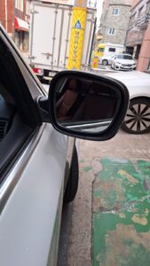 BMW X3 조수석 사이드미러 축 교체 후 장착