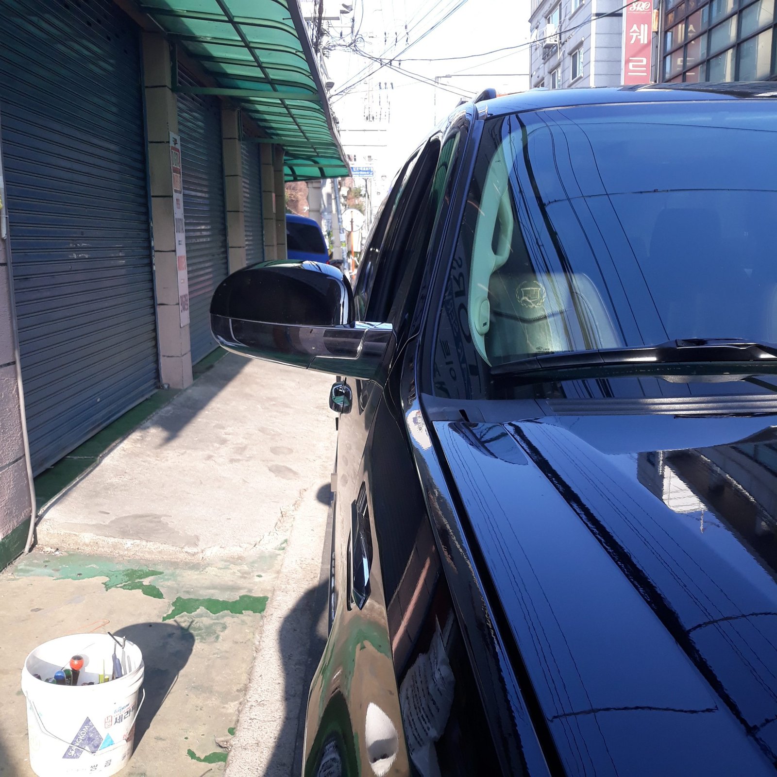 캐딜락 에스컬레이드 사이드미러 장착 모습 2