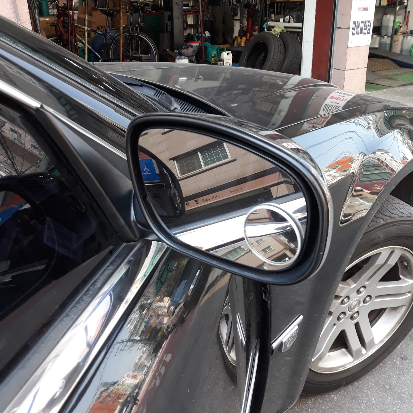 크라이슬러 300C 사이드미러 거울 쪽