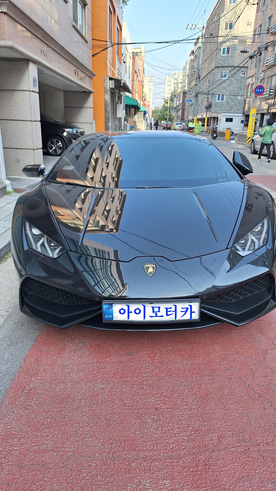람보르기니 우라칸 앞모습