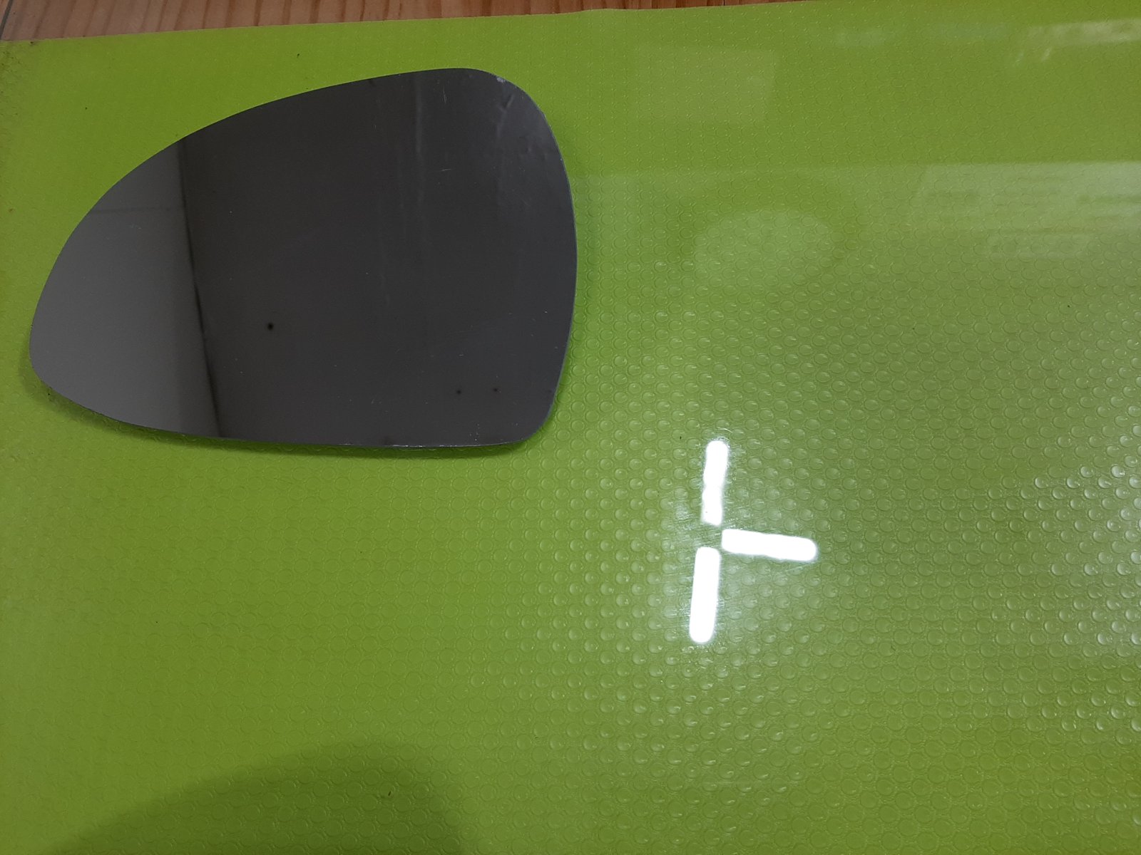 포르쉐 911 운전석 사이드미러 재단한 R1300 유리