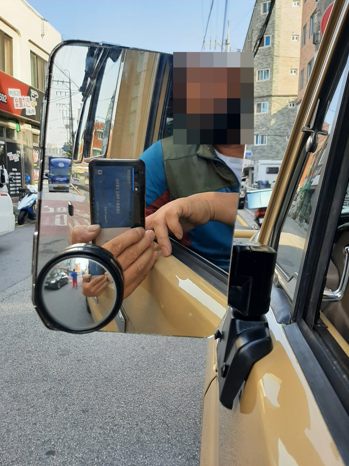 토요타 랜드크루저 운전석 사이드미러 교체 전 평면경과 원거리 보조경